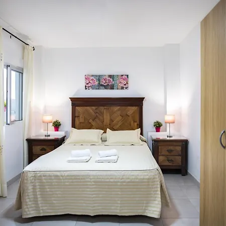 Rosa * Fuengirola